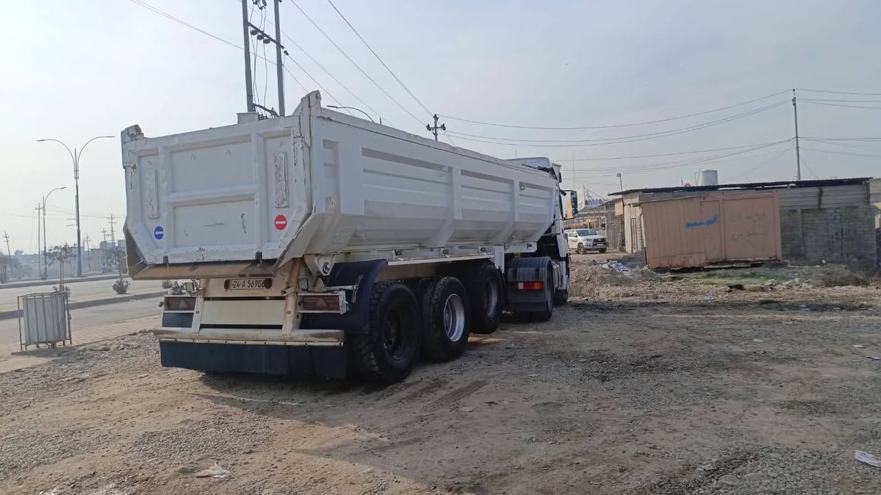 للبيع اكسور نساف موديل 2006 حجم 1840 كير محرك شاصي شرط جاهزة للشغل رقم دهوك سنوية 2030 عربانه دار قصاب 3 دناكير 16 ذرعه 22 متر مكان الموصل ايسر للاستفسار اتصل او // واتساب *********** موجودة في معارض برطلة
