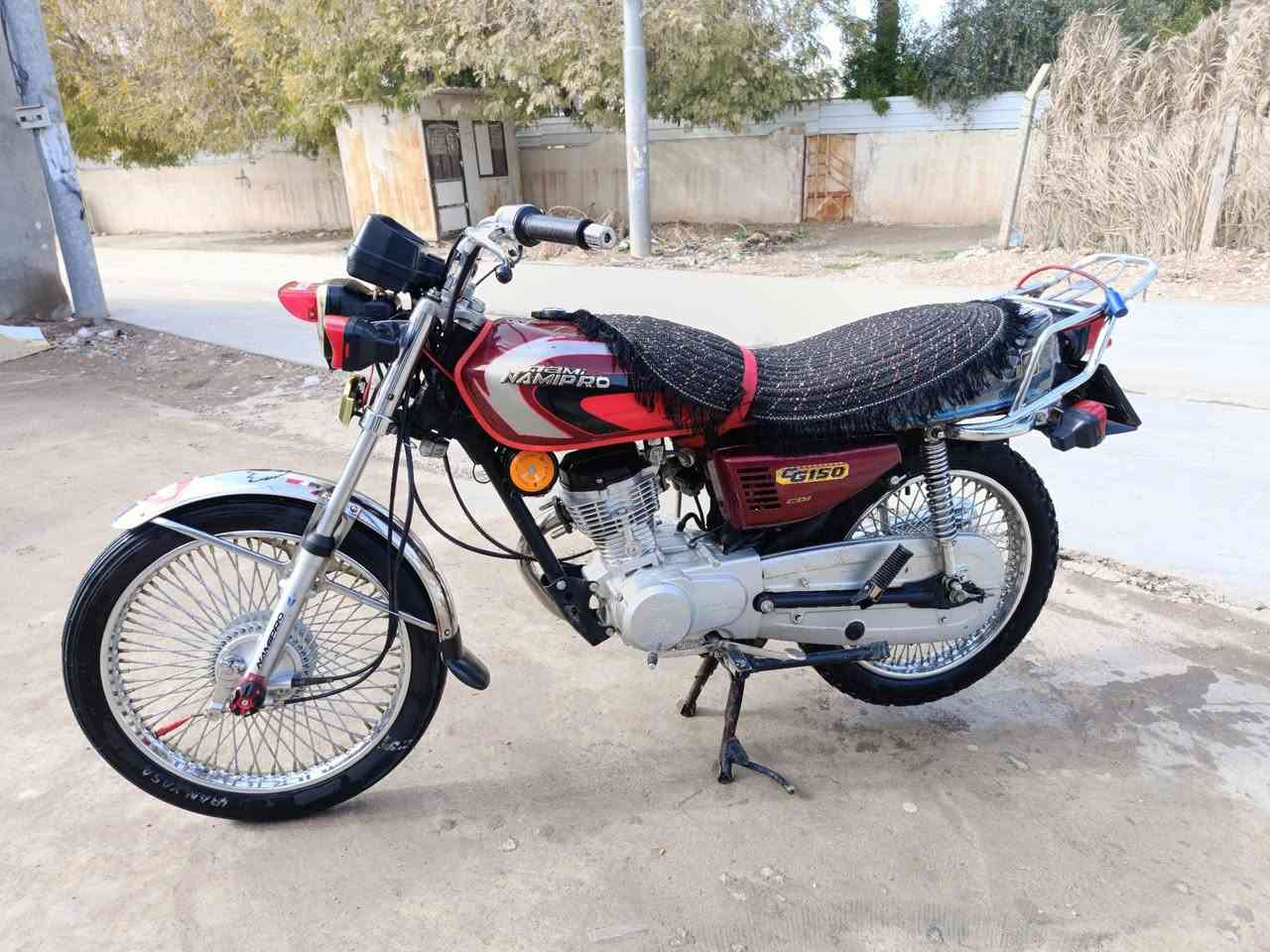 سلام عليكم ماطور نامي برو موديل 21المحرك مطاخه اسبانه فقط المحرك بي تبخير ويا ورقه وحده السعر500الف وبي مجال خاص ماموجود شراي اتصل هذه الرقم ***********
