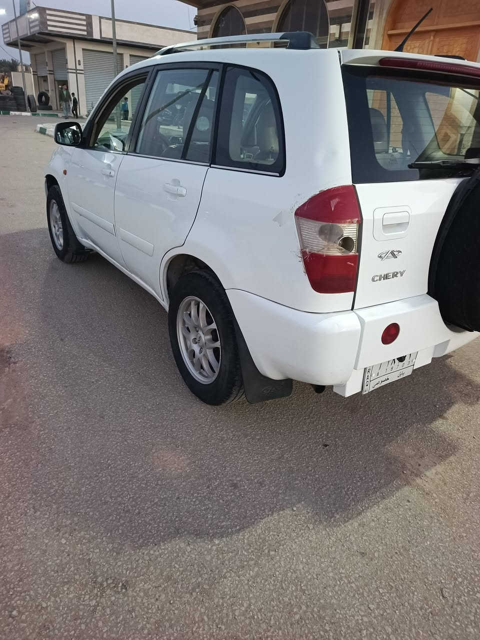 السلام عليكم شيري تيكو رقم بابل موديل 2011 مكينه كير كامري ابو الجف كفاله حداديه اماميه خلفيه كفاله مابيها لا ضربه ولا صبغ بس رشات قليله دواير والدوس  تخم تاير جديد سياره جاهزه مال جناي السعر 47بيها مجال ***********
