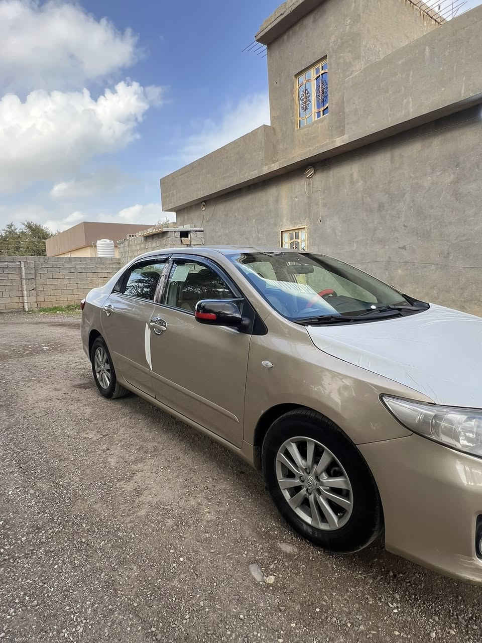 كورلا موديل 2011 وارد خليجي رقم سليمانية دولي بيها صبغ أربع قطع من دون دواخل قمارة تكم لغود شواصي كفالة من أي ضرر كير مكفول مكينة بيها صرف كلش قليل تبريد تدفئة شغالات تخم تاير وصدر بحالة جيدة 
السعر 98 وبيها مجال بسيط 
مكاني ديالى حمرين
*********** اتصال فقط غير متواجد ع الفيس
