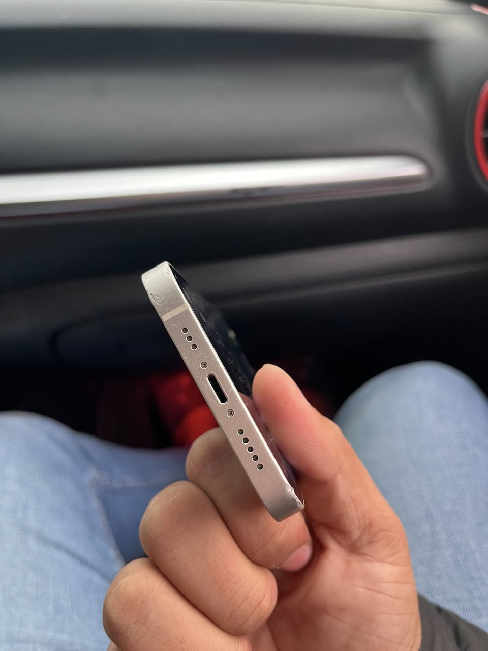 السلام عليكم
ايفون 13 عادي 

لون ابيض 

بطارية 88 

ذاكرة 128

نموذج Mتك سيم

السعر 430 وبي مجال 

العنوان:موصل حي المزارع مقابل مستشفى السلام

للاستفسار ***********

قليل متواجد ماسنجر
