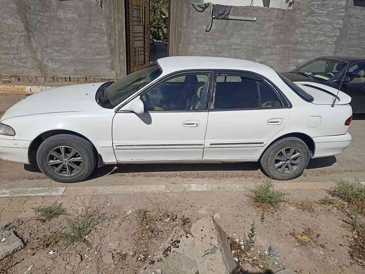 سوناتا تو موديل ٩٤رقم بغداد سنويه ٢٨ صدر إمامي خلفي مكفول محرك حجم ٢٠٠٠وكير عادي مكفول تدفئه تبريد شغال سياره مال بي ت جاهزه..سعرها ٤٣و بيها مجال مكان السيارة..الانبار فلوجة ..رقم التلفون 
***********
