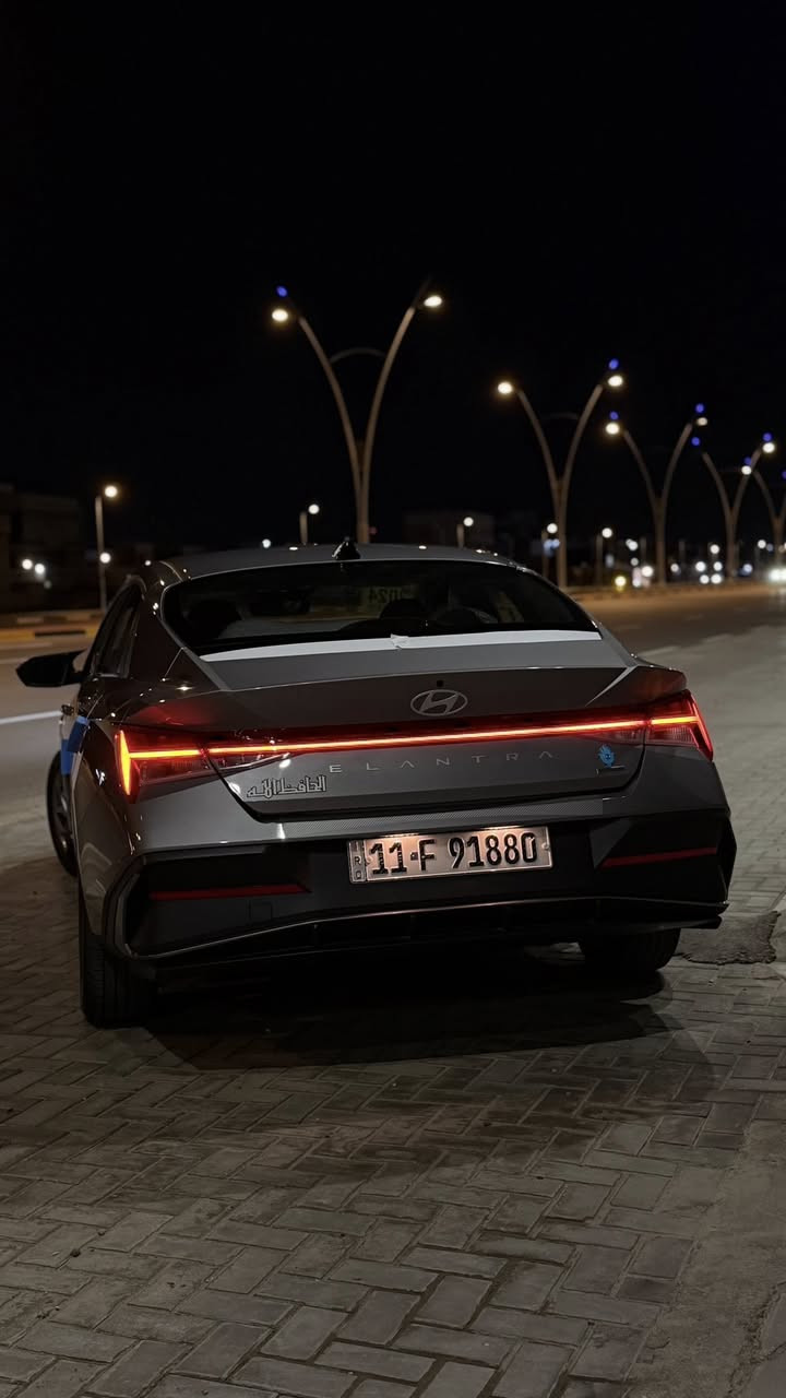 النترا 2024
وارد أمريكي تقرير تعمل وتسير
. بصمة تشغيل عن بعد 
. كاميرا خلفيه 
.رادار امامي وخلفي 360درجه
.قياده ذاتيه مثبت سرعة 
.ثلاث انظمه قياده 
.سايد بريك دكمه 
.تحديد مسار توقف ذاتي 
رقم بغداد حره باسمي تحول ثاني يوم
سياره كفاله عامه ماشيه 20الف ميل بحاله الزيرو 
بصمتين أرضياتها بالصندوك بعدهن بالنايلون حيل جديده 
*********** واتساب فقط
السياره هايبرد 
السعر 175$
