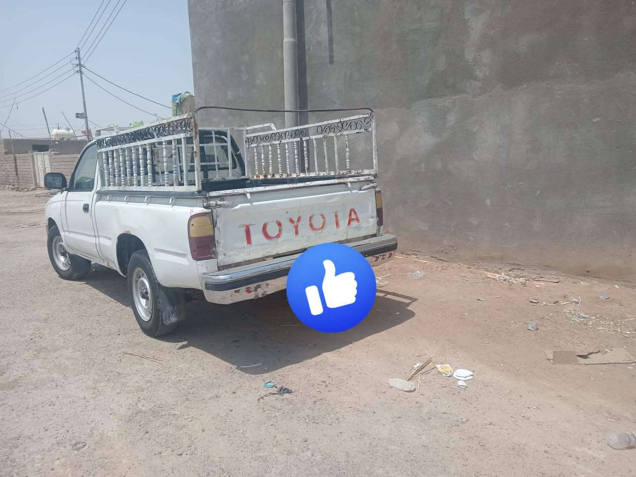 السلام عليكم سياره للبيع تويوتا جمره موديل 2001 رقم واسط مشروع وطني سعر 60 وبيه مجال مكان ميسان   رقم والاستفسار ***********
