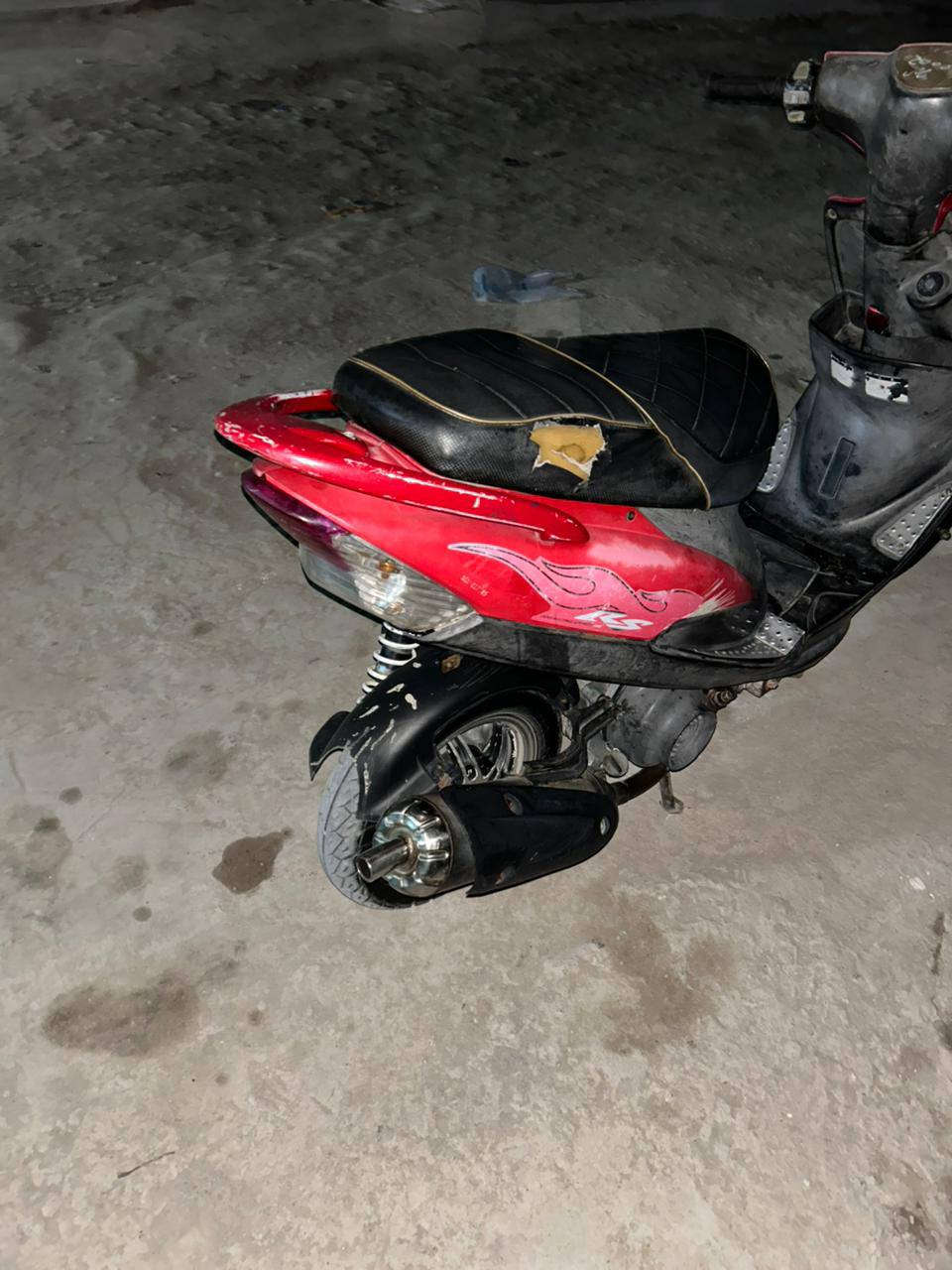 السلام عليكم ماكس عدله مكينه رنبه 49 ابلاد برغي مامفتوح بيه تريده هيه والغراض 900 وبيه مجال بدون غراض 600 قفل من لاخير مكاني حله بكرلي دراجه جاهزه ***********
