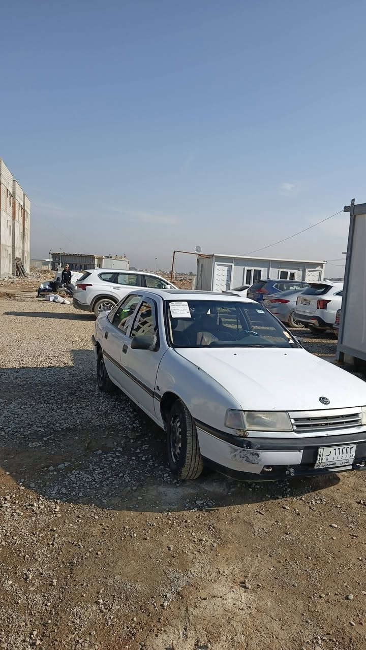 السلام عليكم اوبل فكترة 20
موديل 90 بيها جاملغ امامي جيهت النفر صبغ 
باب خلف النفر تعديل بارد صبغ الدواير والدوسات 
سيارة جاهزة وحلوة شرط التحويل 
السعر 42 وبيها مجال الستفسار اكثر 
***********
***********
غير متواجد عل الفيس
مكان السيارة موصل الايمن
