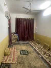 حي الحسين • ١٢٥م • غرفة وصالة