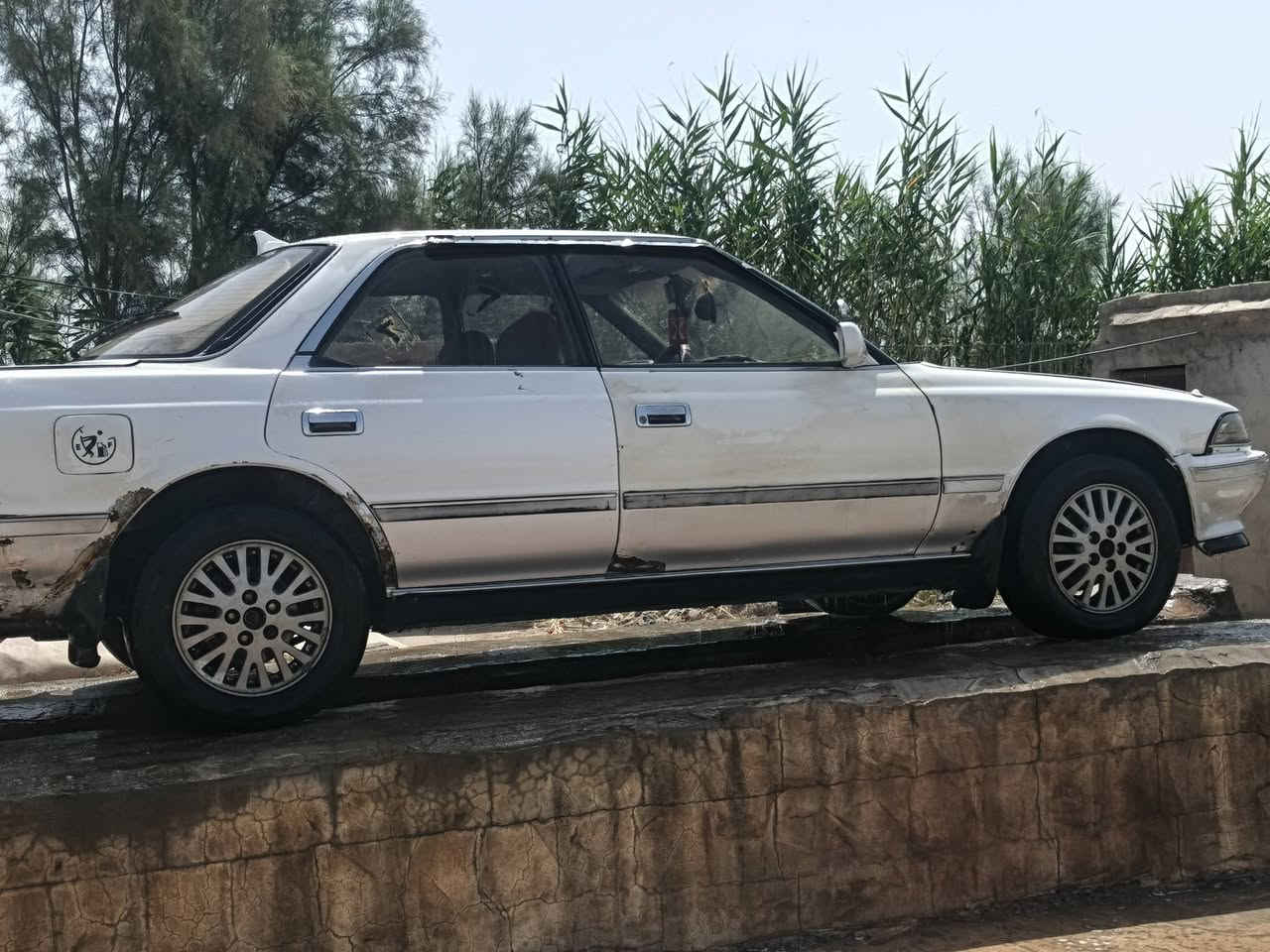سلام عليكم سياره للبيع مارك مصطره مكفوله من العيب شرعي بسمي سياره محرك تنقيص قليل كير مكفول جديد حداديه جديده تخم تاير جديد سعر خاص ***********
