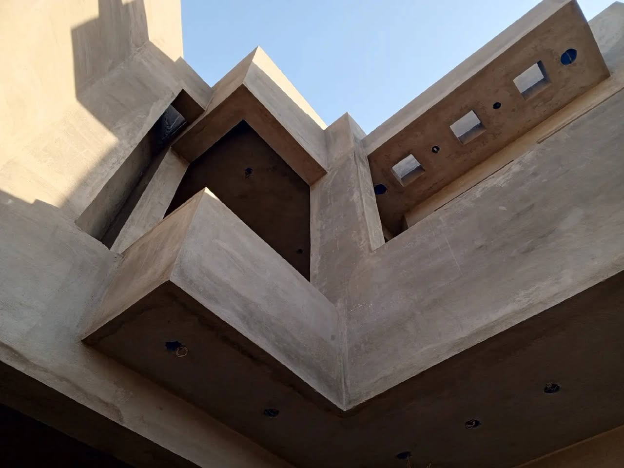 سلام عليكم ورحمه خلفه لباخ شغل عالي الجوده شغل هندسي سمنت جص بورك سقل جراره طلس كوبلن واجهات تقطيع مكاني كربلاء متفرغ التزام بلموعد ***********
***********
