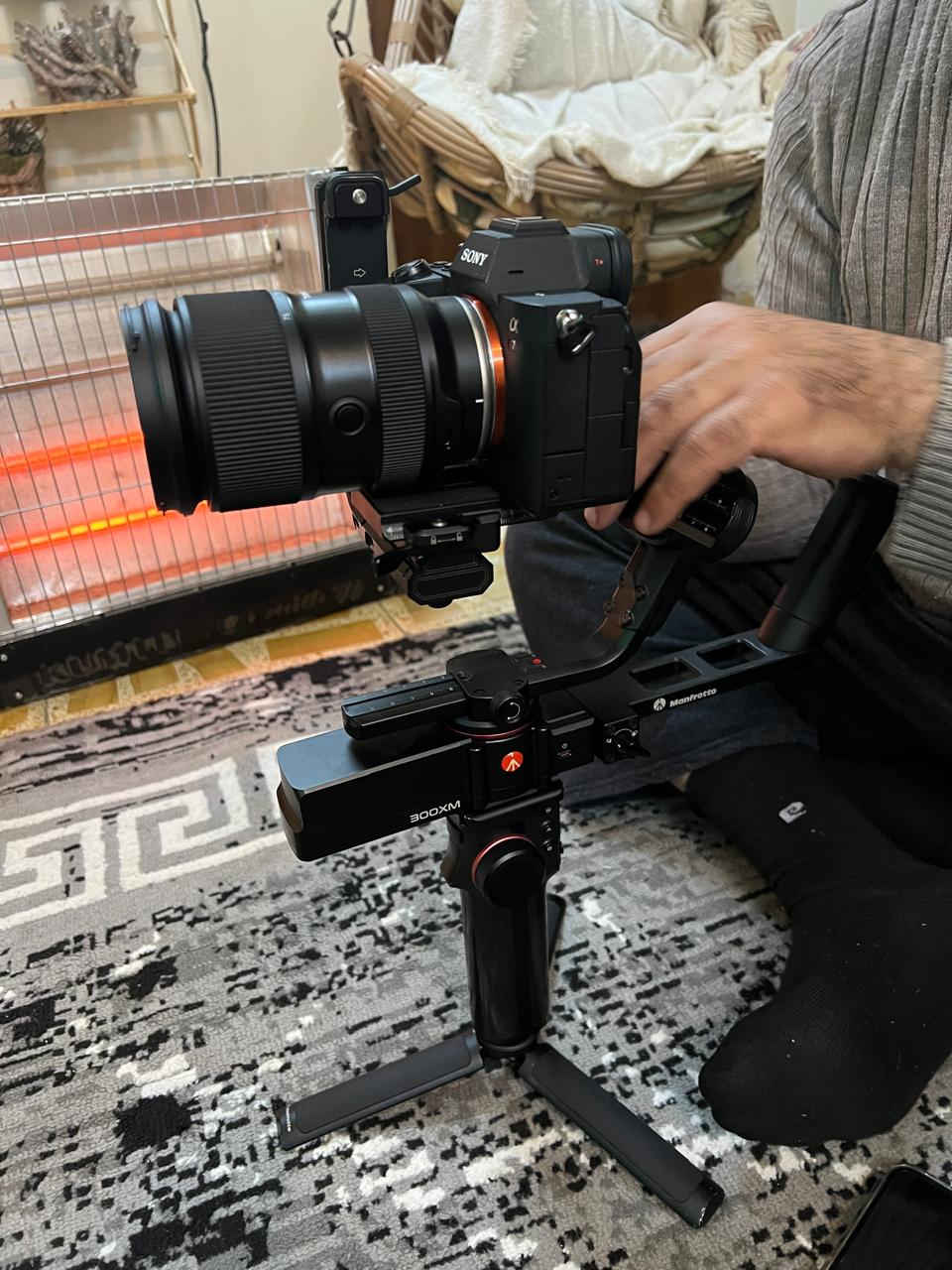 📢🔥 للبيع مثبت احترافي Manfrotto MVG300XM – فرصة ذهبية للمصورين 🔥📢
إذا تريد شغل سينمائي حقيقي وثبات يخليك تطلع فيديو نظيف بدون اهتزاز… هذا هو الحل 💪🎥
🔹 مثبت 3 محاور (3-Axis Gimbal) احترافي من شركة عالمية
🔹 يتحمل وزن لحد 3 كغم – يشيل كاميرات الثقيلة بدون تعب
🔹 جسم قوي ومتين جداً مصنوع من مواد عالية الجودة
🔹 تصميم عملي ومريح بالمسك لفترات تصوير طويلة
🔹 شاشة LCD للتحكم السريع وتغيير الإعدادات بسهولة
🔹 بطارية تدوم تقريباً 8–10 ساعات شغل متواصل
🔹 أوضاع تصوير متعددة (Follow – Lock – POV – Inception Mode)
🔹 توازن سريع وسلس – ما يضيع وقتك بالموقع
🔹 مناسب للأعراس، الإعلانات، اليوتيوب، الريلز، والأعمال الاحترافية

الميزة الأهم 👇
شركة Manfrotto معروفة بقوة تصنيعها ومتانة معداتها، وهذا الموديل خصوصاً يتحمل شغل ثقيل وما يخذلك بالميدان 💯

الحالة: (استخدام خفيف جداً )
💰 السعر: (450الف – و بيه مجال همين
📍 الموقع: (بغداد الحارثية شارع الكندي)
📞 للتواصل خاص أو واتساب ⁦+964 785 877 3731⁩


**إذا كنت صاحب هذا الإعلان وتريد حذفه لأي سبب، رجاءا أرسل رسالة إلى الدعم الفني**