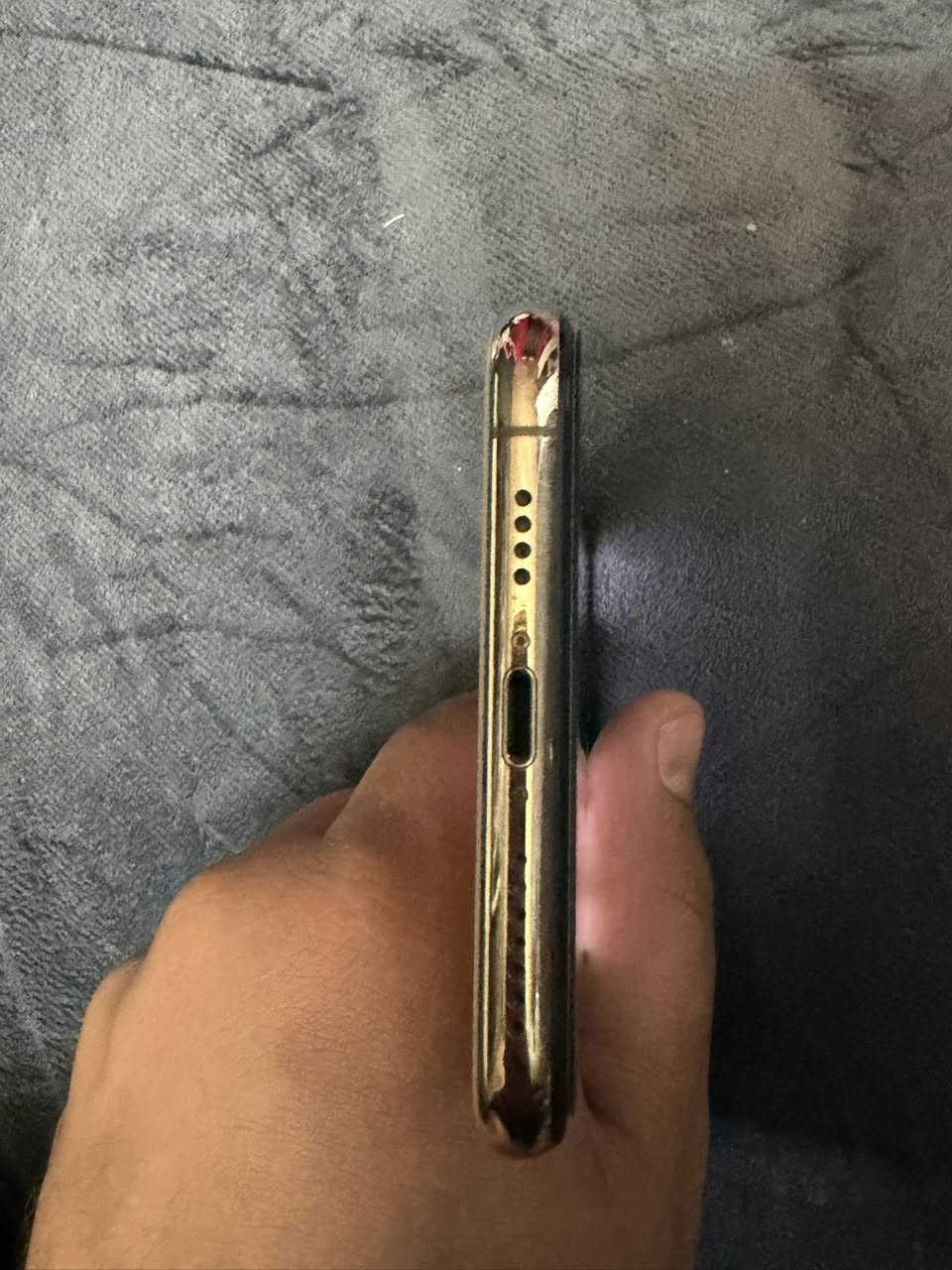 السلام عليكم.      ايفون XS MAX
تلفون جديد زلغ مابي مبدل بي بس شاشة مال تفصيخ فيس ايدي شغال لون شمباني ذاكرة 64 بطارية 76 الجهاز صرفه حلو مايفقد شحن بس جهاز ماكو ويا ايشيء وتحياتي♥️
مكاني بغداد الطوبجي
***********
