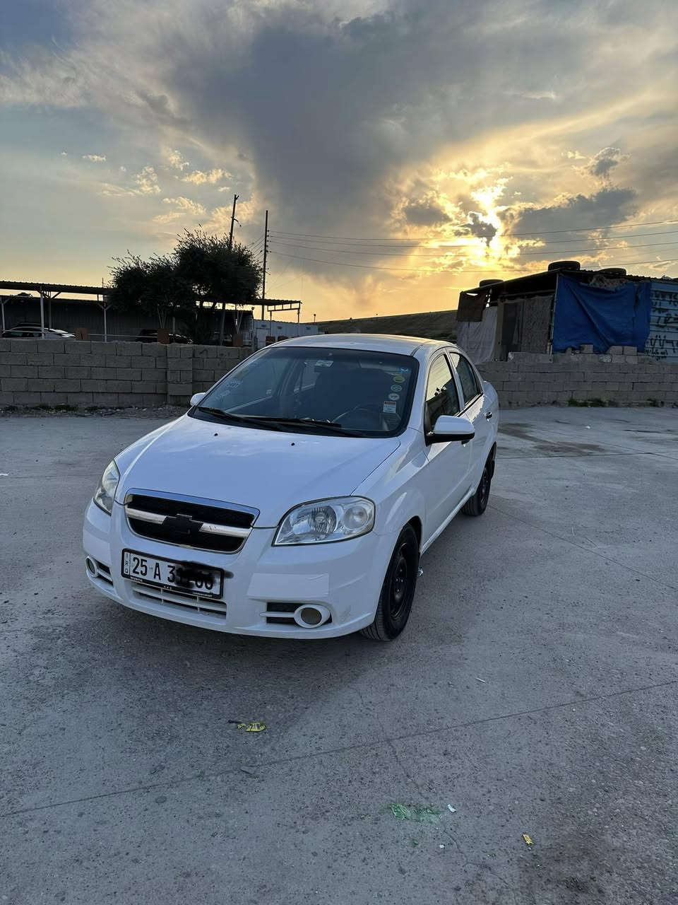 سلام عليكم افيو موديل 2011 رقم كركوك مشروع وظني 2030 انگليزي كابون بانزين بي صبغ ثلاثه قطع  بدون دواخل كير محرك بدون عيب تبريد تئفه‌ شغال داخل اصفر اتوماتيك جام كهرباء شاشه ايبات كاميرا خلفي تايرات جديد اربعه حداديه بدون عيب جاهزه كهربيات سياره كله شغال اي نقص مابي 
مكان سياره كركوك 
سعر 68 بي مجال 
رقم موبايل ***********
