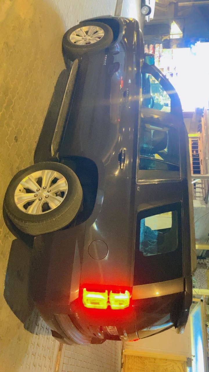 السلام عليكم تاهو2015 اربيل عليها أشارت حجز من قبل الكردي ابيع هل موجود واكفلك بل سرقه والعشائر مكينه كير اكسل حداده كلها على وضع الشركه سياره جديده فول عده الفتحه LT صور الحادث بل منشور سعر 185 وبيها مجال الاستفسار *********** أو متواجد وتساب مكاني بصره دور الشرطه بيع او مراوس حسب القناعه ( اخوانه أنه مكلف بل نشر ) البصرة, العراق
