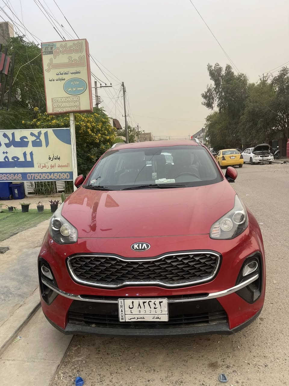 السلام عليكم سياره سبورتج للبيع
سبورتج موديل 2020 
نص فول ماشيه 40 الف 
محرك 2000 دوش 
السياره خليجي مكفوله ماعده رصعه بالباب الي خلف الصدر ترجع بارد 
السعر 210 وبي مجال 
*********** مكانها بغداد
