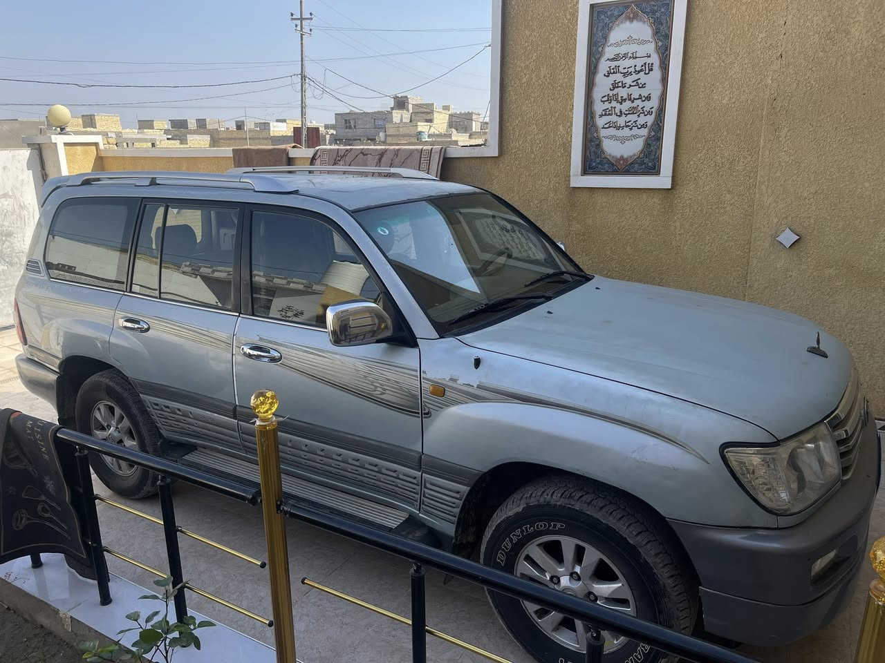 سلام عليكم
مونيكا 2001 محدثه 7
مكينه وكير خير من الله 
مكينه 6
سياره جاهزه 
بيها 3قطع صبغ جلاتين 
بيها جراد مثل ما موضح بل صور 
رقم بغداد شرط المداور
سعرها 130 وبيها مجال للشراي 
عنواني كوت مركز مدينه 
***********
***********
