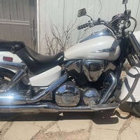 دراجه vtx1300 لبيع  الدراجه جديد ماشيه 21 الف شكله احلى من الصور بهواي...