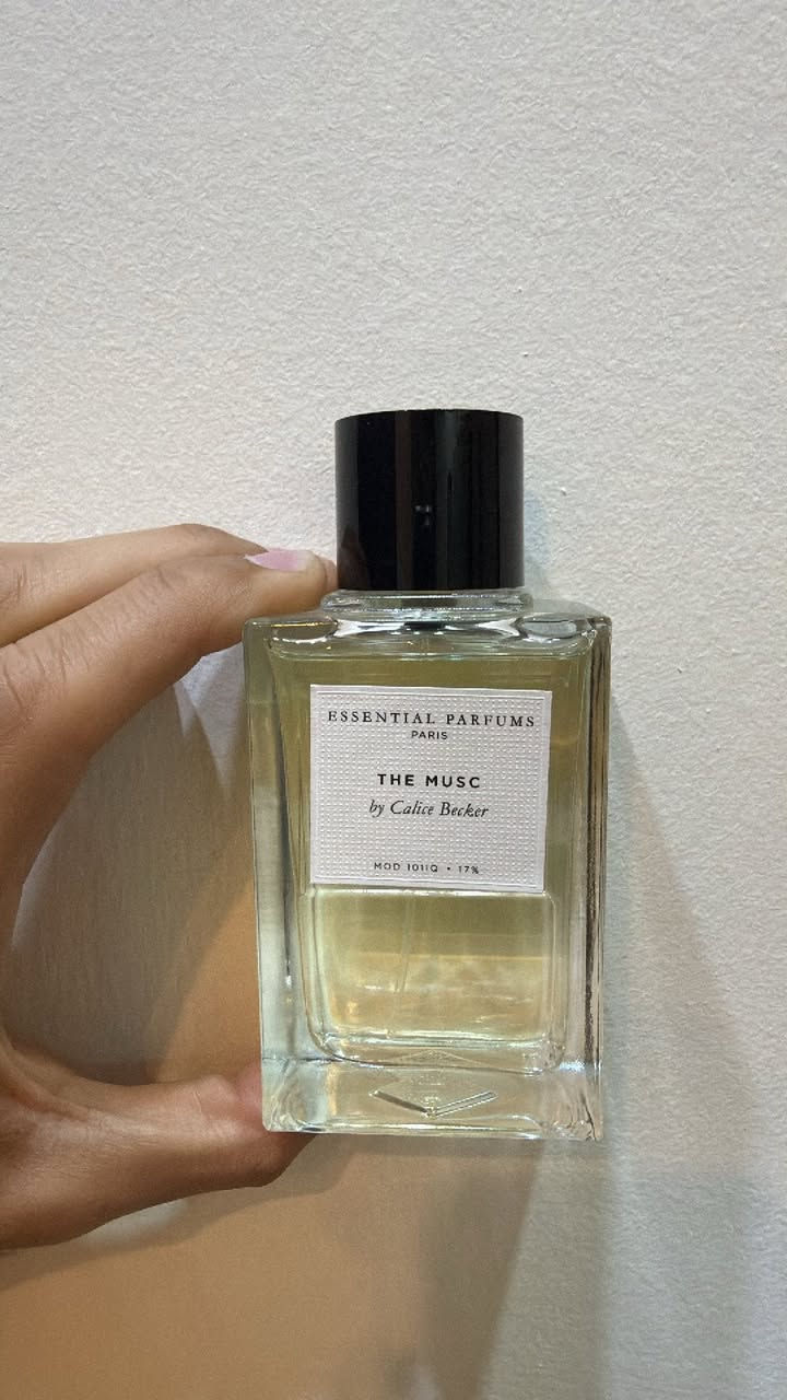 السلام عليكم
عطور مستخدمه للبيع 
توم فورد بلاك اوركيد 100 الف
 وسان لوران لي بارفايوم نسخه2025… 100 الف
وث مسك 110 الف
عطور مستخدم قليل منها 
شراي خاص وماقصر وياك 
مكاني بغداد كرادة


**إذا كنت صاحب هذا الإعلان وتريد حذفه لأي سبب، رجاءا أرسل رسالة إلى الدعم الفني**