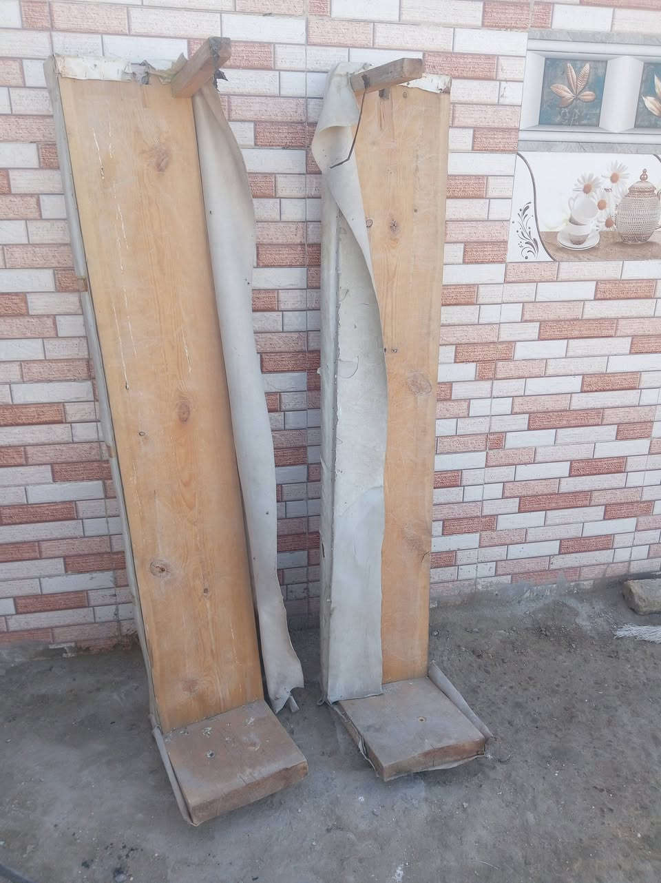 سلام عليكم
محجر البيع٦٥ وبي مجال 

وصطبات البيع ٥٠
رقم ***********
