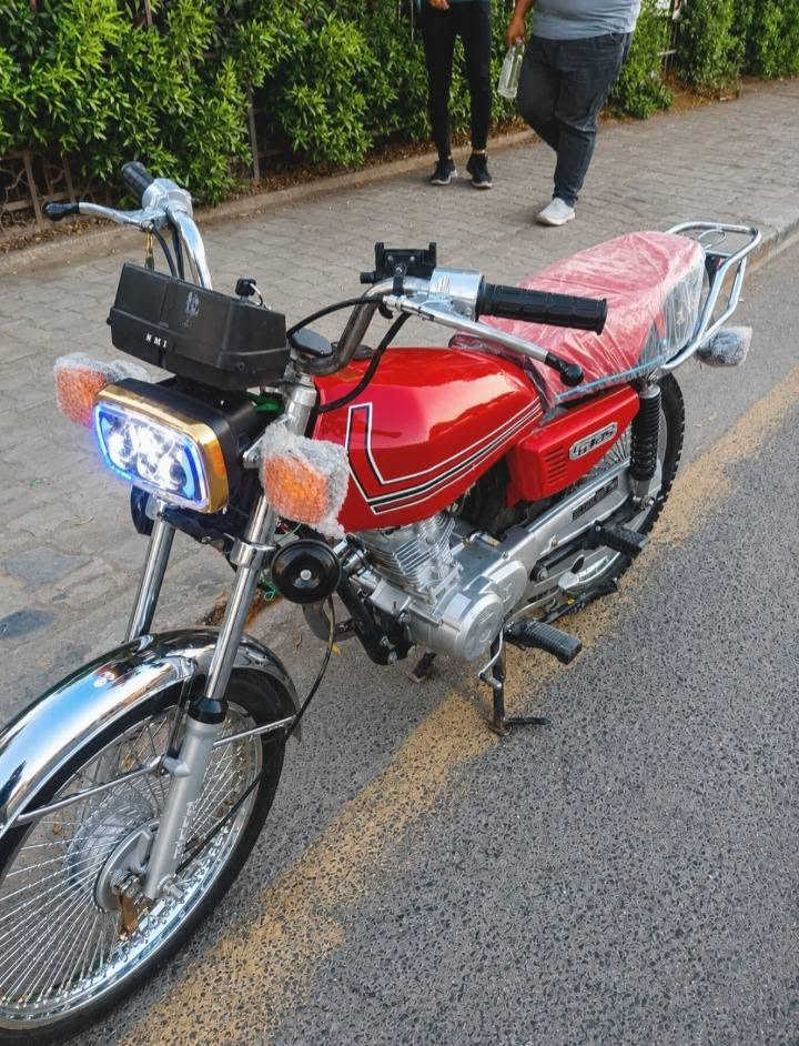 سلام عليكم نامة شلامجة البيع سعر 700 بيهة مجال موديل 26 مكان بغدد شعلة شراي تصل ودالل *********** ***********
