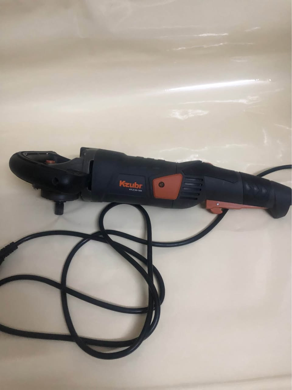 جهاز بوليش و ملحقاته شركة Kzubr موديل k10192 1200watt
سعر ١٨٥ و بيه مجال أربيل, العراق


**إذا كنت صاحب هذا الإعلان وتريد حذفه لأي سبب، رجاءا أرسل رسالة إلى الدعم الفني**