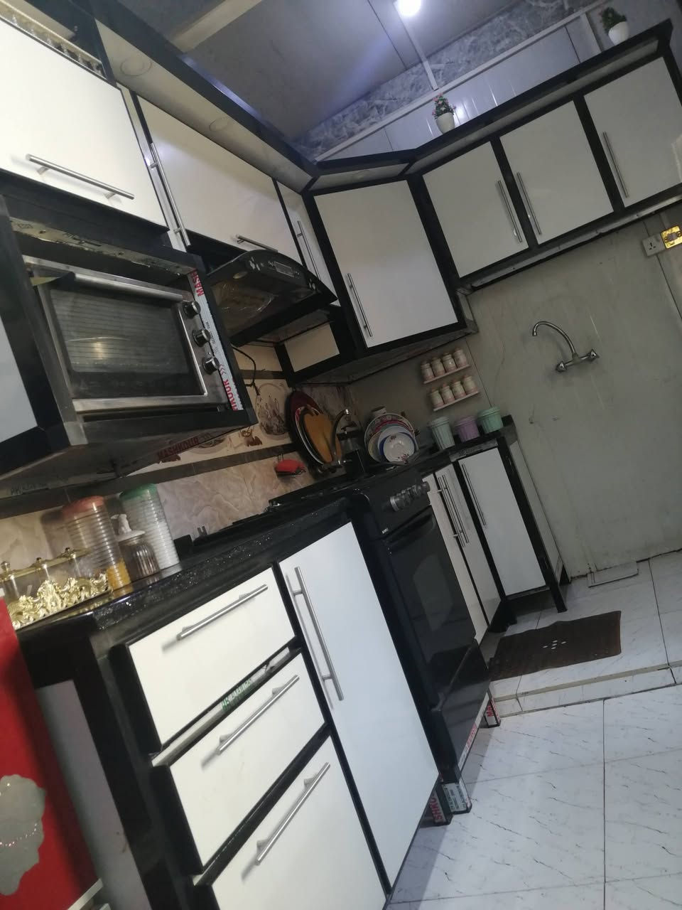 كاونتر تسكام قوي ونضيف اخو الجديد للبيع مسوي بمليون وربع اريدة ب 650 المكان بغداد الوشاش الشراي بس يتواصل ع الرقم ***********
