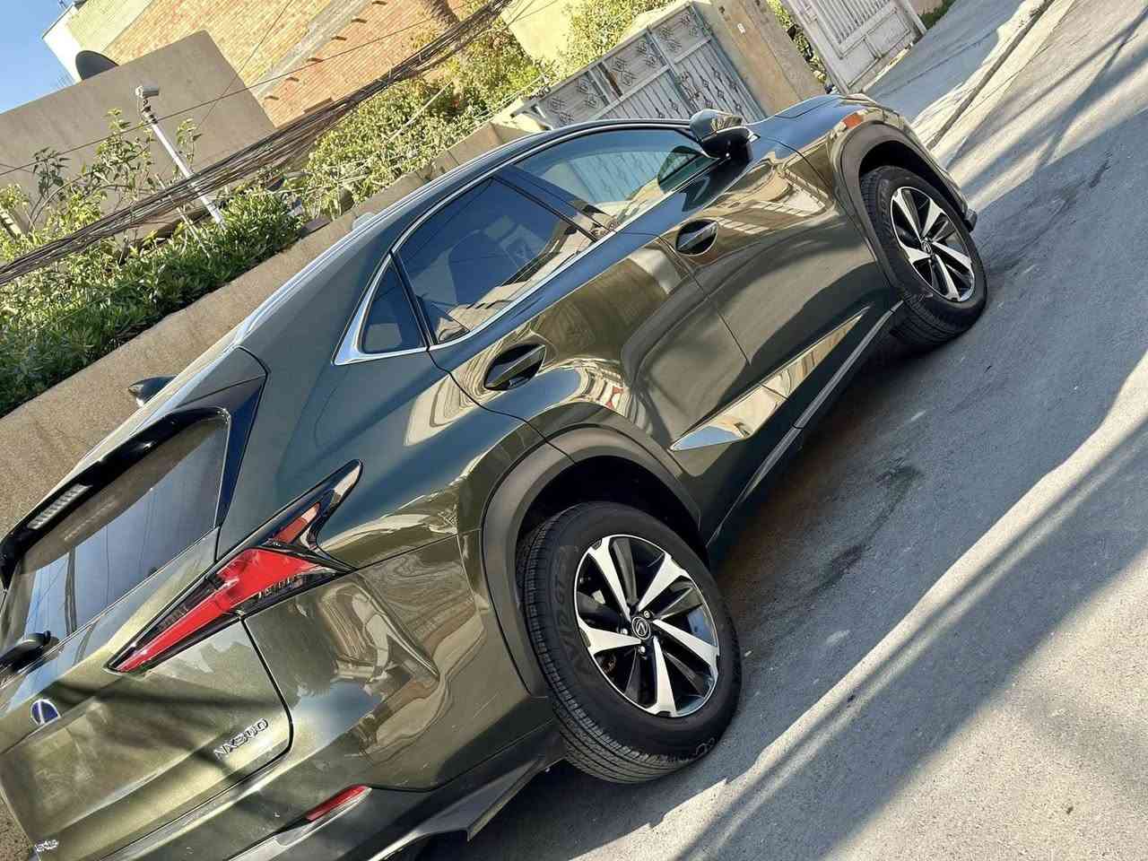 لكزس nx300 بانزين موديل 21  فول مواصفات بدون ايرباك230$


**إذا كنت صاحب هذا الإعلان وتريد حذفه لأي سبب، رجاءا أرسل رسالة إلى الدعم الفني**