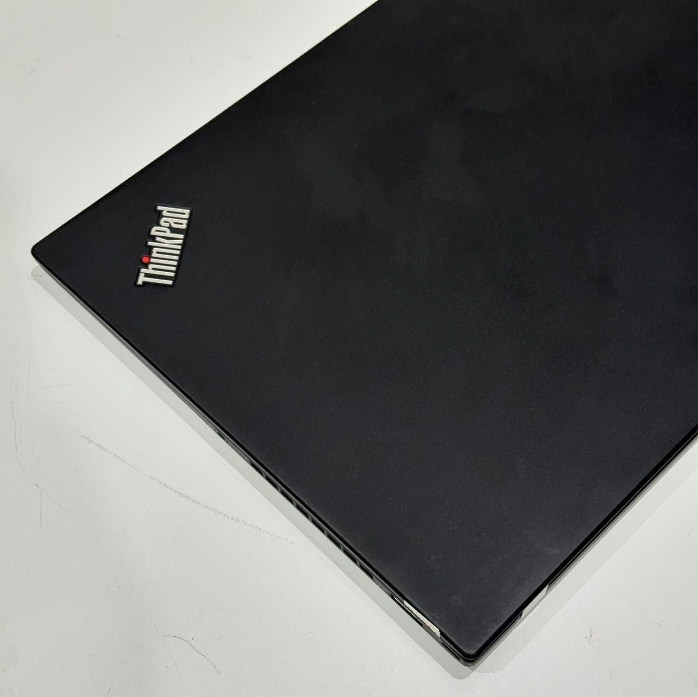 لابتوب lenovo core i7  سوبر سلم الجيل الثامن للبيع
المعالج core i7 الجيل الثامن
رام 16 كيكا DDR4
هارد 256 كيكا SSD
كرت الشاشه Intel UHD حجم 8 كيكا
الشاشه حجم 14 انج ضد التوهج  دقة FHD
باتري ليثيوم 6 خلايا  شحن سريع 65 واط والباطرية ممتازة وشاحن تايب سي 
كامره دقة hd تحتوي قفل فتح وغلق الكامره
 منفذ تايب سي و رام  وhdmi وسيم كرت وباقي المنافذ   الحاسبه كلش نضيفه وحلوه
كيبورد ضوئي ليزري
السعر 350 الف النجف, العراق


**إذا كنت صاحب هذا الإعلان وتريد حذفه لأي سبب، رجاءا أرسل رسالة إلى الدعم الفني**