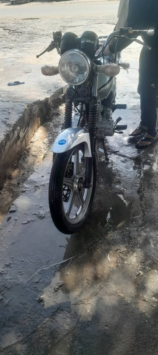 دايون عضم اوراق اصولي موديل ٢٠١٩ كهربائيات كله شغاله حتى كيج لبانزين طوافه شغاله سعرها ٦٠٠ قفل او مراوس بستوته وانطي فرق مكاني حله عنانه


**إذا كنت صاحب هذا الإعلان وتريد حذفه لأي سبب، رجاءا أرسل رسالة إلى الدعم الفني**