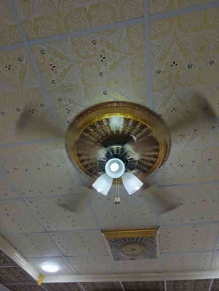 مروحه ٤ ريش شغاله ونظيفه.. اخت الجديده ***********
