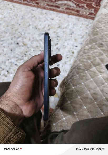 تليفون للبيع بوكو 6 الذاكره 512 السعر 210 بدون اغراض العنوان بغداد مدينه ***********
