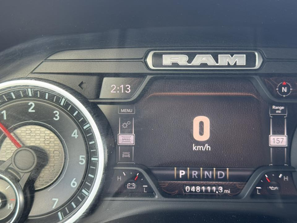 للبيع رام بك هورن باب قصير ٢٠٢٢ اربيل مكينه هيمي ٥٧٠٠ حجم ١٥٠٠ ماشيه ٤٩ الف حادث بنيد سياره جداً نضيفه السعر ٢٦٥ وبيها مجال للاستفسار *********** فقط وتس اب سياره موجوده كربلاء
