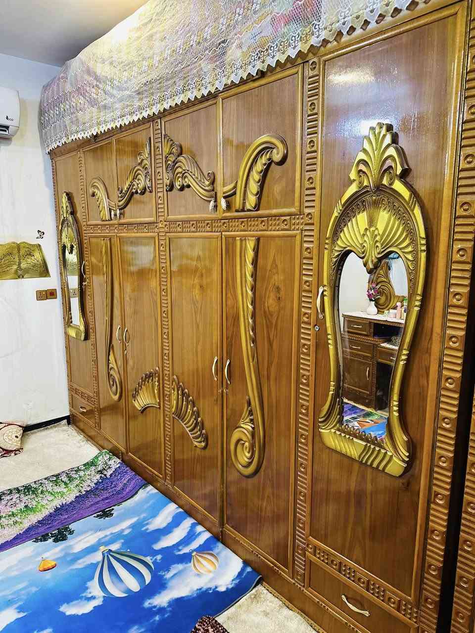 غرفه اخشاب عراقي ستخدام قليل وب سعر مناسب عنوان بغداد مدينه صدر ***********
