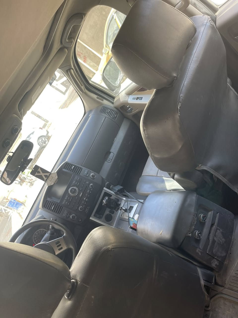 بافندر 20008مكينه جديده سنويه 2030
حادث جاملغ  ايسر سياره احله من الصوره 
نقص سياره تبريدغاز
 ولكير بي تاخير فقط 
سعر 85 وبيه مجال
الرقم ***********
