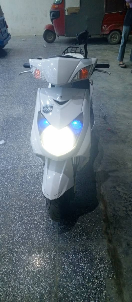 سكنس يابانية 140 للبيع بغداد حي نصر سعر 600بيهة مجال ***********
