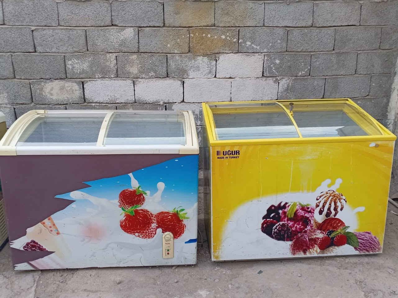 مجمدات للبيع ايكور تركي بلاديات مكان بغداد ***********
