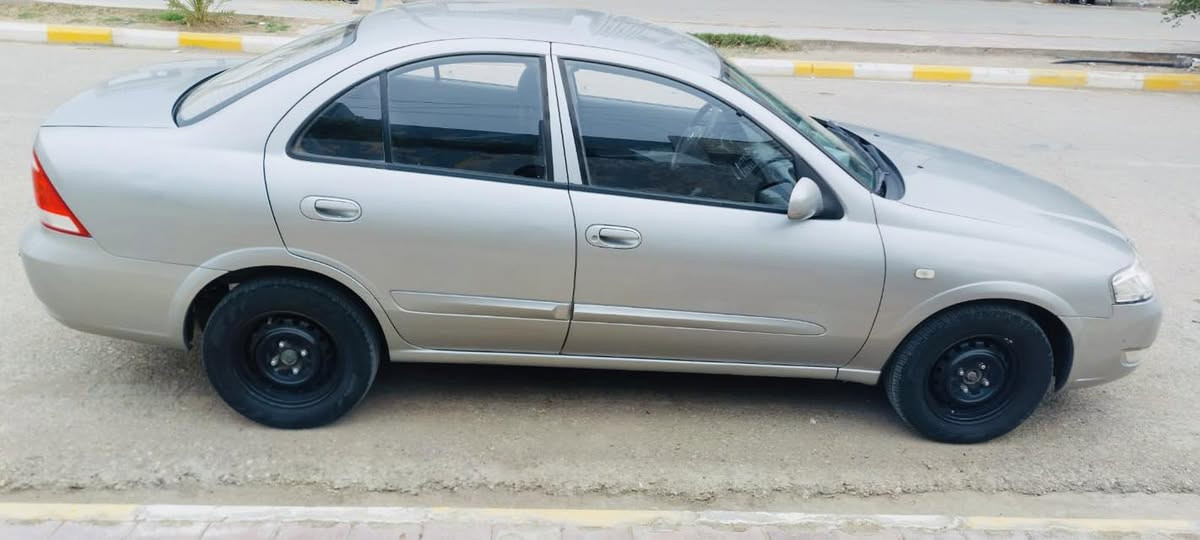 السلام عليكم
سياره سني ٢٠٠٩ نظيفه  ومكفوله كفاله عامه رقم بغداد 
مكينه 1600
كير بحاله جيده ومكينه خير من الله
سياره جاهزه هزه وسنويه مع تخم تاير جديد تبريد تدفئه شغال السياره مابيها كل نقص 
السياره خير من الله ما عايزها كلشي
سعر ١٠٥  وبيها مجال  العنوان كوت الكفاءات 
للاستفسار الاتصال على الرقم ***********
