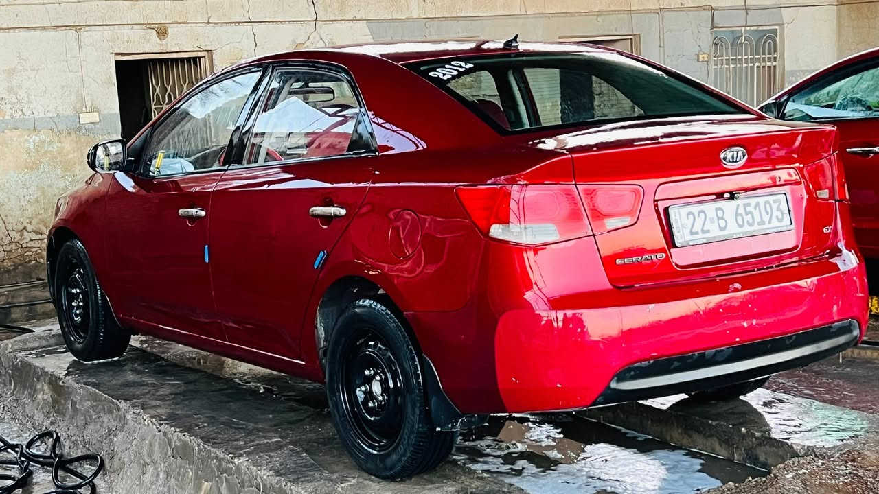 كيا سيراتو خليجي 2012 رقم اربيل دولي سنوية لل 27
مكينة الف وستمية بيهة صبغ فقط البنيد وبيهة ضربة بجاملغ الخلفي وراجع على لبارد وباقي ممصلحة وموجودة بصور 
بيهة نواقص بسيطة السعر 85
***********
