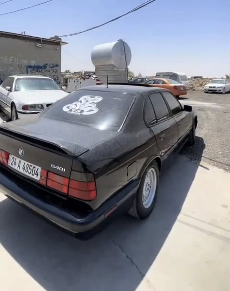 السلام عليكم .

BMW540i للبيع 
لسيارهه فول مواصفات صبغ 

جماليه فقط حداديه 90/100 

فتحت سقف كشنات جلد سيارهه 

نصبتهه حلوهه سيارهه تاخذه 

ماتصرف عليه فلس شرط لشلعه 

لسيارهه بسمي سنويه ل30

تجي وشوف بعينك اتراي للبصرهه 
#الــسعر 85وبيه مجال بسيط حك لجيه
#العنــوان بابــل السياحي 
متواجد فيس 
#***********
💙🍂
