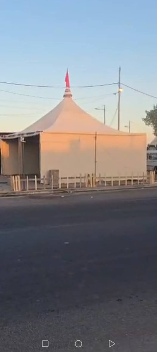 سلام عليكم خدام الحسين خيمه للبيع المكان البصره الحيانيه
رقم الهاتف(***********)
