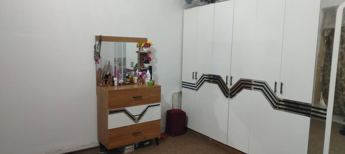 غرفه تركي للبيع 
7قطع مستعمله ما صارله سنه 
750الف مكان نجف


**إذا كنت صاحب هذا الإعلان وتريد حذفه لأي سبب، رجاءا أرسل رسالة إلى الدعم الفني**