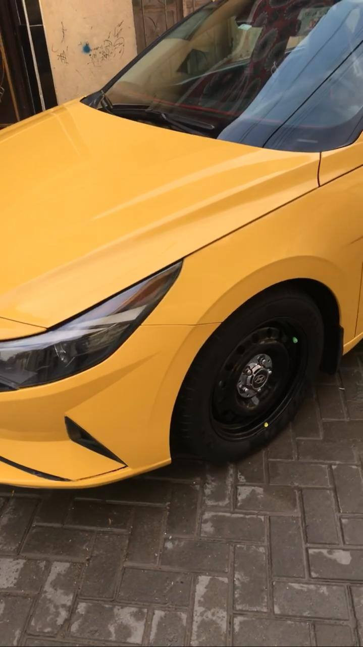 سلام عليكم الانترا موديل 2022
ما عده الفتحة سيارة جاهزة وراد امريكي حادثة موضح في الصورة السعر 148
غير متواجد ع فيس اتصال على الرقم 
***********
