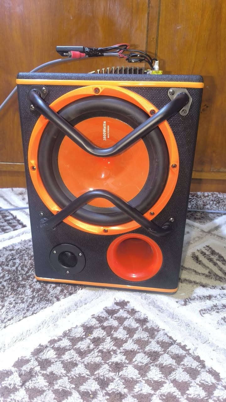 مضخم صوت 10 انج بعده جديد وصوته عالي كلش سعره 70 مكاني قضاء الهوير


**إذا كنت صاحب هذا الإعلان وتريد حذفه لأي سبب، رجاءا أرسل رسالة إلى الدعم الفني**