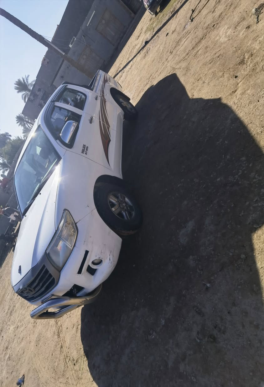 السلام عليكم العزاز سياره بيكم تيوتا للبيع مديل ١٤ شاصي ١٩ اكويتي مكان السياره طريق كربلاء نجف رقم راعي السيارة *********** اتصل السعر يمه
