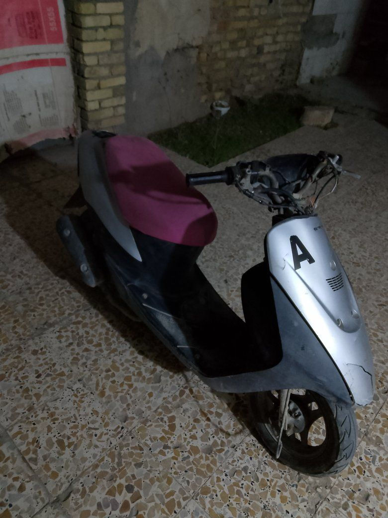 دراجه ساسوكي محرك ناعم مامفتوح اوراق 

السويج ضايع عوزه بس جوزه  وعينه السعر 200المكان ابورمانه شارع السايدين يم البانزين خانه ***********((مكلف بالنشر))
