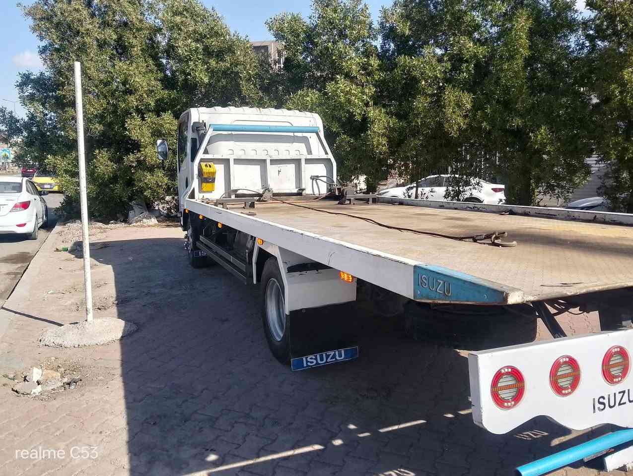 كرين ازوزة سطحية موديل 2008 3 جكات بدي بلادي اماراتي طولة ستة الا ربع
سنوية باسمي رقم جديد مسجلة كرين 2 طن 
مكانها بغداد البياع 
السعر 175
***********
