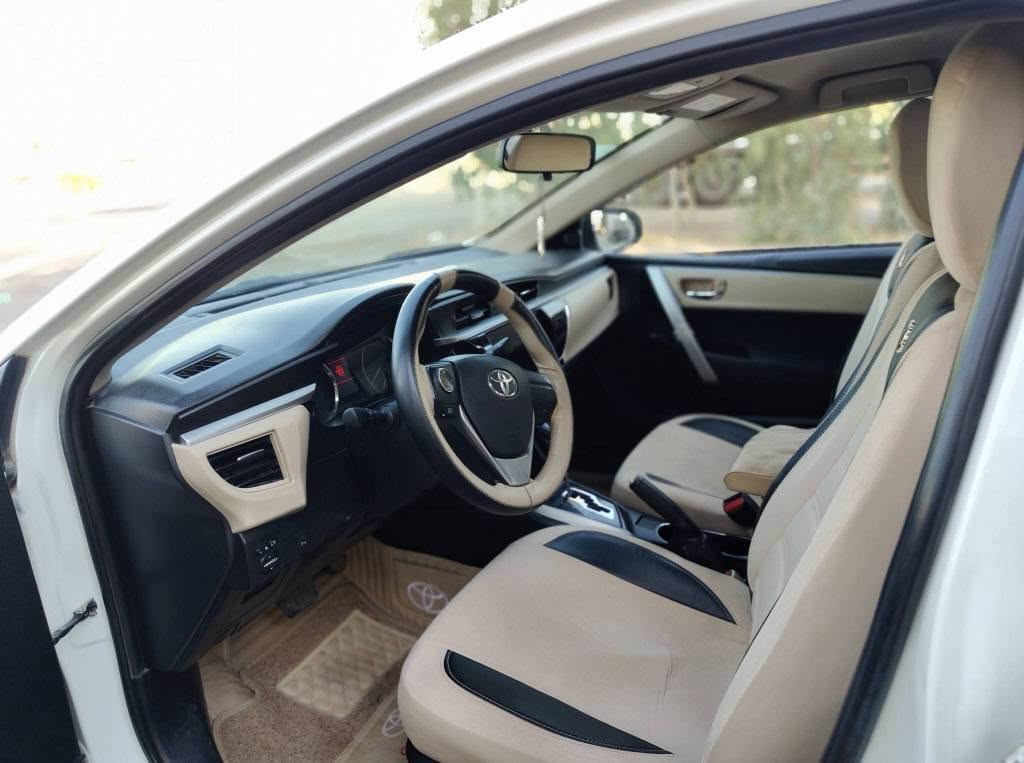 Toyota Corolla  GLi
تۆیۆتا کرۆلا 
مۆدیل 2014 
شەریکە جیهان 
مواسەفات GLi 
ڕەقەم و سەنەوی تازەیە هەتا  2029 
بەناوی خۆمانەوەیە بەشەرتی تەحویل 
گێڕ و مەکینە و ئەکسلی نەکراوەتەوە بڕغوی لێ بانەدراوە  بەشەرت و بێعەیب و زۆر مەزبوتە لەسەر بیلاد ماوەتەوە 
مەکینە 1.8 
گێڕی ئۆتۆماتیک و عادی 
مواسەفاتی :
-  ناو زەرد بیلاد
- بەصمە 
- شاشە و کامیرە 
- حاسە 
- سوکان ڤۆڵیۆم 

 سۆنەری دانراوە تەنها دوو بست سبوغی هەیە لە دۆسەی سایەق و تەواو تایەکانی تازەیەو تەقەو ڕەقەی بەشەرت زۆر تونوتۆڵ و مەزبوتە 
سعر135$ وەرەقەو مەجالێکی کەم 
 Viber & Whats app 
***********
*********** شمشمل, السليمانية

