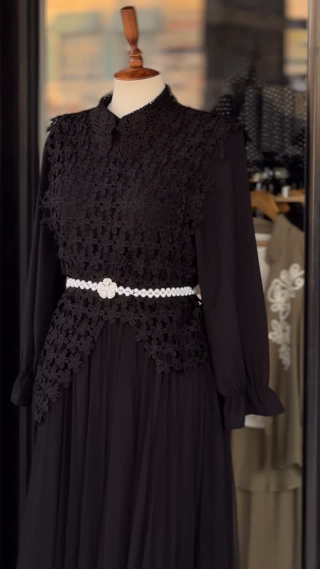 New collection 🖤
38,40,42,44


**إذا كنت صاحب هذا الإعلان وتريد حذفه لأي سبب، رجاءا أرسل رسالة إلى الدعم الفني**
