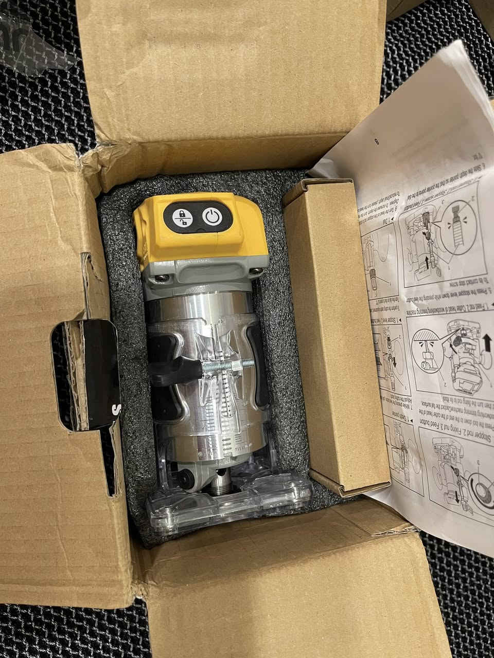 فريزة خشب جديد للبيع 
الي تخدمة ينطي سعر او بالعافية


**إذا كنت صاحب هذا الإعلان وتريد حذفه لأي سبب، رجاءا أرسل رسالة إلى الدعم الفني**