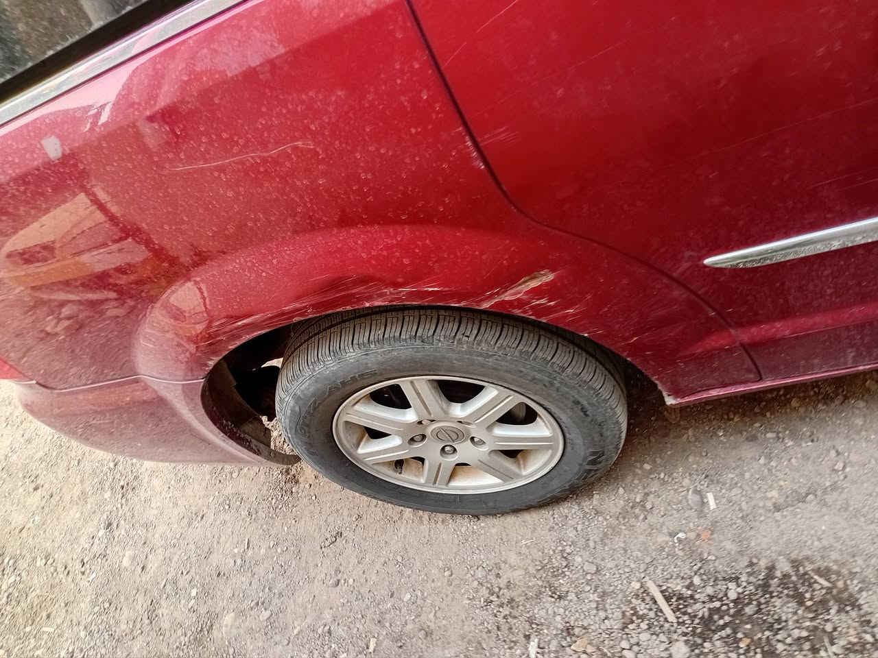 كلايسر موديل ٢٠١١ سياره كفاله من حادث بيه طخات خفيفه كير مكينه مكفوله كشر مكفول من الصبغ والتبديل السعر ١٢٥ الكاضميه ***********
