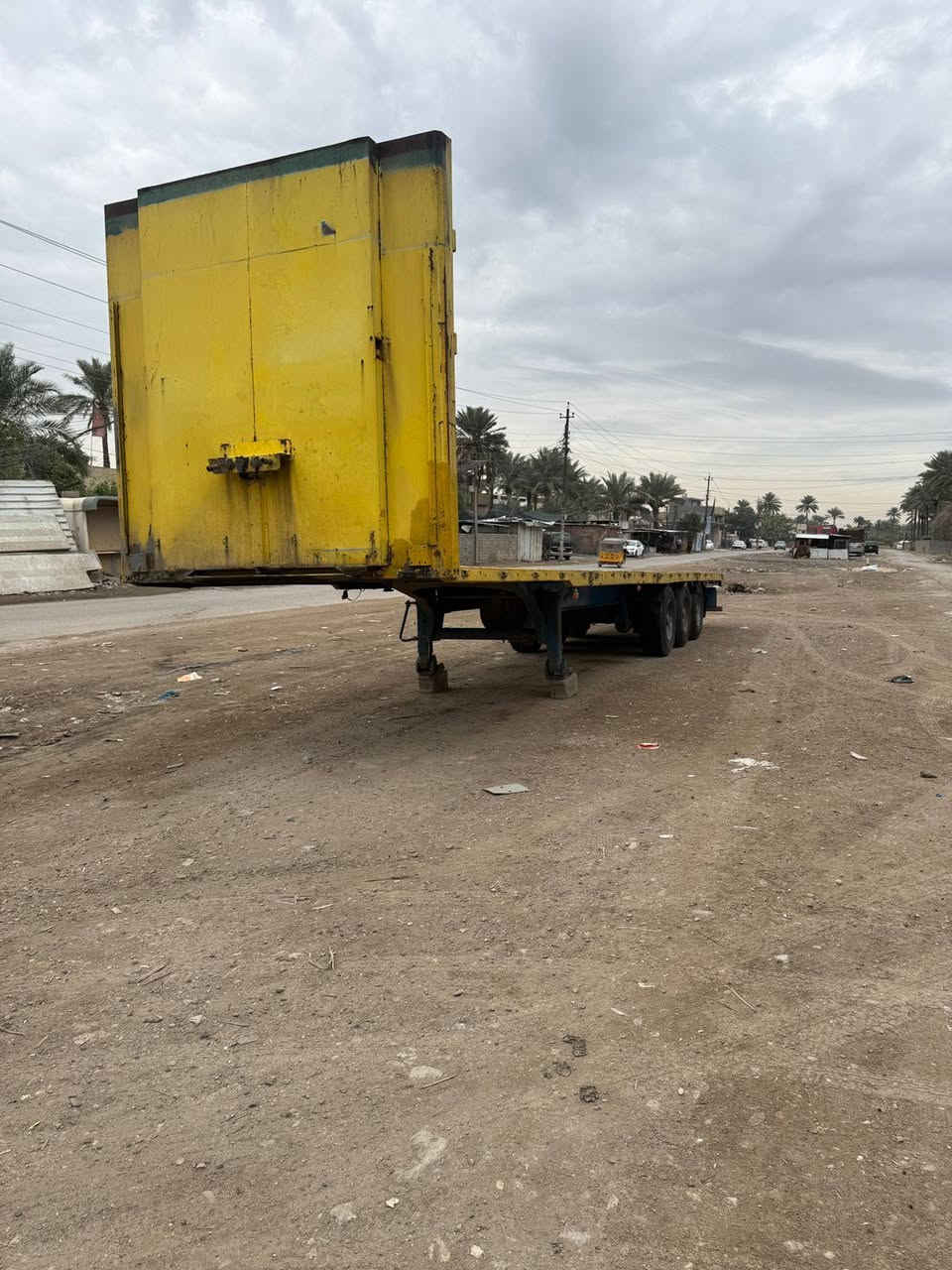 سلام عليكم
عربانه اوربيه لا فطر ولا كسر 
دنكير مدور دسك بريك 
تخم تاير جديد
صار سبوعين من شديتهن
دنكير تعليك 
مكان العربانه بغداد 
السعر 50 ورقه وبيها مجال 

رقم 
***********
***********
